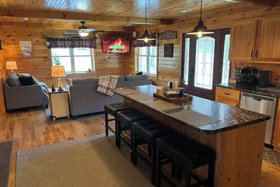 Image de Charming Cozy Cabin with breathtaking views in the heart of Hocking Hills