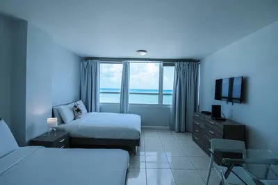 Image de Castle 603 Oceanview w/ Free Parking, pool, beach access, gym, tennis, restaurants and more!