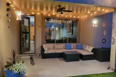 Image de Spacious home in the Mesa foothills close to hiking, lakes and the Salt River!