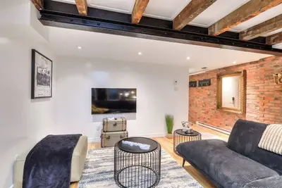 Image de Cozy Old Port Loft with Terrace