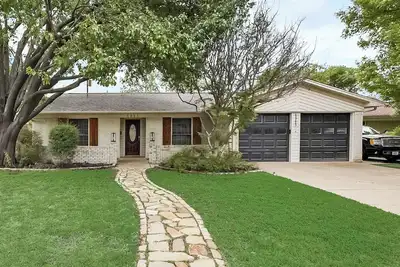 Image de 6 Bed - Swimming Pool - Hot Tub - Prime Location