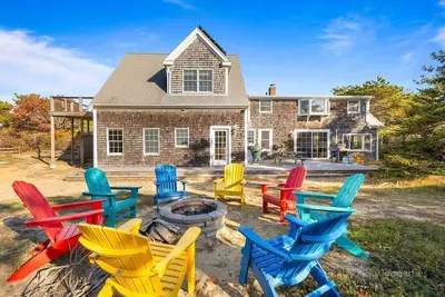 Image de Unwinder: 085-W  Modern 5 Bedroom Wellfleet Cottage, Steps to the Atlantic