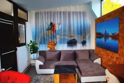 Image de 3-bedroom house in charming București with Ac, WiFi
