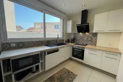 Image de Très grand loft refait à neuf au centre-ville de Montluçon, Wifi Gratuit