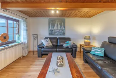 Image de The vacation home \"Neukoog Auszeit\" on Nordstrand for up to 5 people