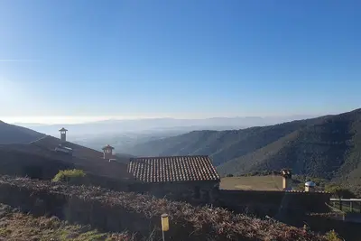 Farmhouse in the heart of the Montseny park, with an event room for 150 people.