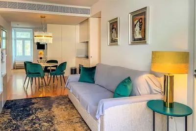 Image de Deluxe Modern Apartment near Augusta Arch