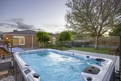 Image de Mariner Summary:<br>Just