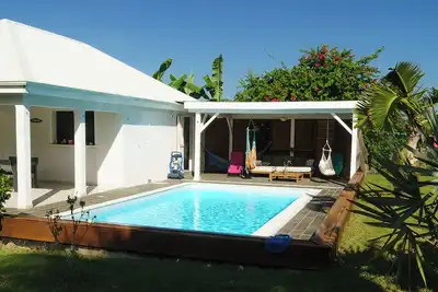 Image de Villa Gérika, villa de charme créole nichée dans une propriété privée.