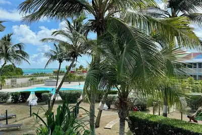 OceanVibes  2br ocean view on the beach, double pool