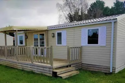 Image de Camping 3 étoiles - Piscine - ccaehge