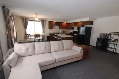 Image de Charming 2-bedroom apartment with WiFi, Ac in lovely Conesus