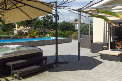 Image de Belle maison à Ares