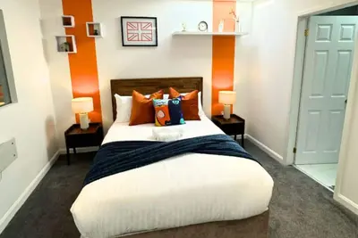 Image de Cosy Twin w/ Balcony and Parking near Utilita Arena, Icc Hs2 Jlr and Nec