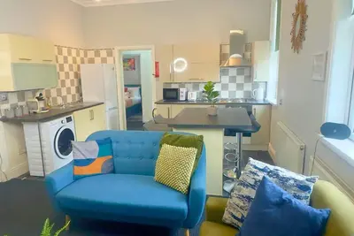 Image de Cosy 3br w/ Smart Tv, Wifi, Washer/Dryer & Parking near Utilita Arena