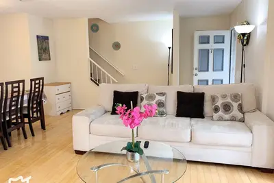 Image de Charming 2-bedroom condo with WiFi, Ac in delightful Arcadia