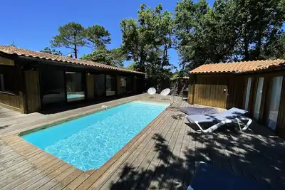 Image de 099 -Villa d'exception avec piscine à 2 mns des plages des Naïades