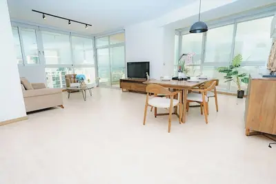 Image de Luxury 2br Oceanview, parking and balcony