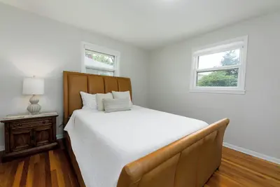 Image de Feel good, live well in this cozy Wheaton 3 bedroom!