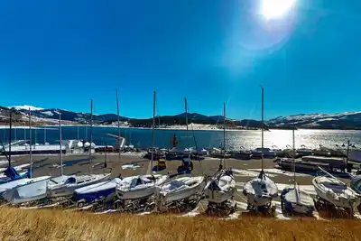 Image de Waterfront condo with full kitchen & wifi - convenient location