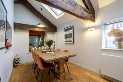 Image de 4 Clementhorpe Maltings - a family break that sleeps 6 guests in 3 bedrooms