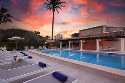 Stunning villa very close to the crystalline beaches of Cala Sant Vicenç