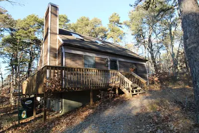 Image de Fantastic Home Nestled Close To Down Town and Beaches (2388)