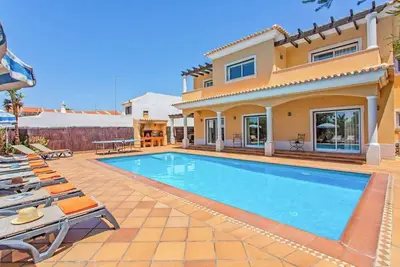 Image de Villa Helene Norvilla