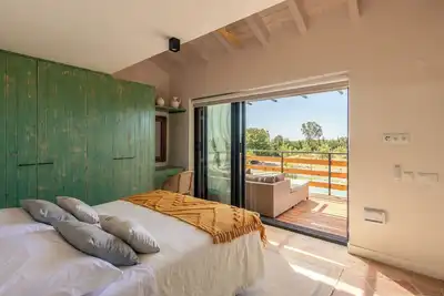 Independent Villa 1+1 situated on the Family Farm, Private Terrace, Lake view B&B