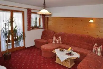 Image de 3 Holiday apartment Sonnenkopf - Gästehaus Breyer