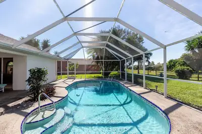 Image de Flawless Classic with Timeless Appeal heated Pool