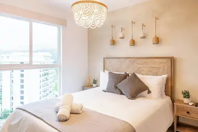 Image de Stylish Apt w/ Mountain Views & Luxury Amenities