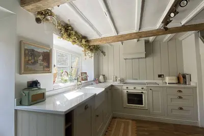 Image de The Cottage On The Island, with open fire in Castleton, Peak District