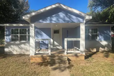 Image de Charming 2-bedroom house with Ac and WiFi in lovely Wanette