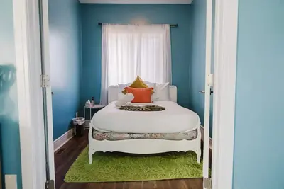 Image de Spacious 5br Retreat for Groups located in a peaceful neighbour hood