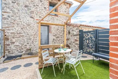 Image de Maison de vacances 'L'étable 15kms Puy Du Fou' avec terrasse privée et Wi-Fi