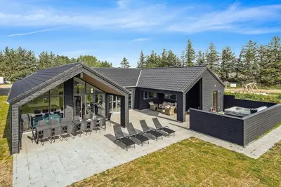 Image de Maison confortable à Otterup avec sauna