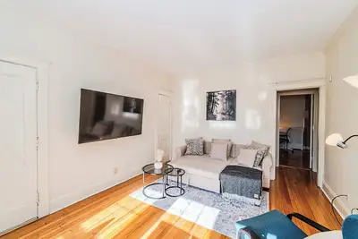 Image de 2min->Coolidge&GreenT/King Bed/Full Kitchen/Arcade