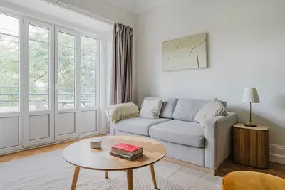 Image de Blueground | Avenidas Novas 3bd apartment