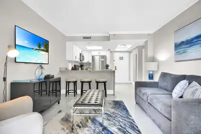 Image de Sf Palm Oasis • Pool + Free Parking