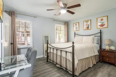 Image de Spacious 30+ Day Retreat – Perfect for Families & Professionals in Transition\n