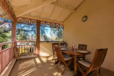 Image de T3 76m² avec terrasse, balcon, à 100m de la plage d'Eyrac, parking et Wifi