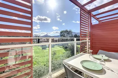 Image de Appartement climatisé adapté Pmr avec piscine