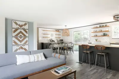 Image de Bluebird Day - Lodgepole House