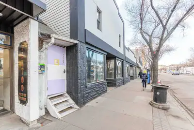 Image de 3bdrm unit on Whyte Ave