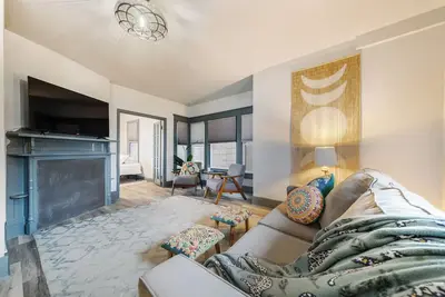 Pet Haven: Cozy, Furnished w/ Yard in Quiet Area Blocks From Downtown Appleton