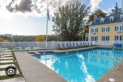 Image de Cozy resort in awesome Bethel with Ac, fitness room, WiFi