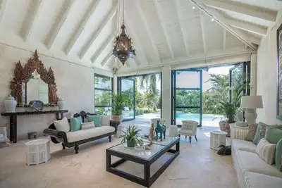 Image de Lion Quay House, Fine Art & Luxury in the Caribbean's finest Exclusive Resort