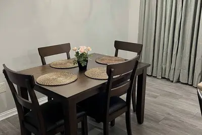 Image de 3-bedroom house in charming Independence, Ky with Ac, WiFi. Enjoy your stay