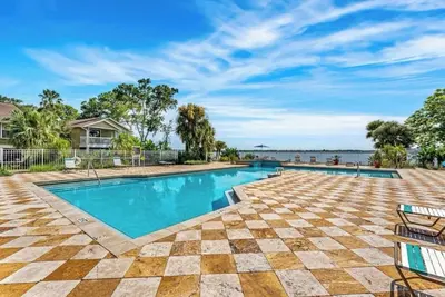 Image de Charming 2-bd, 2--bath condo in gated community, dm for discount for 90 days +